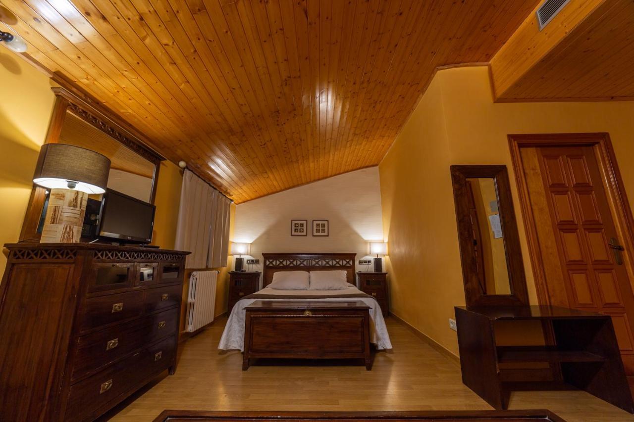 Hotel De Montana Rubielos Rubielos De Mora Eksteriør bilde